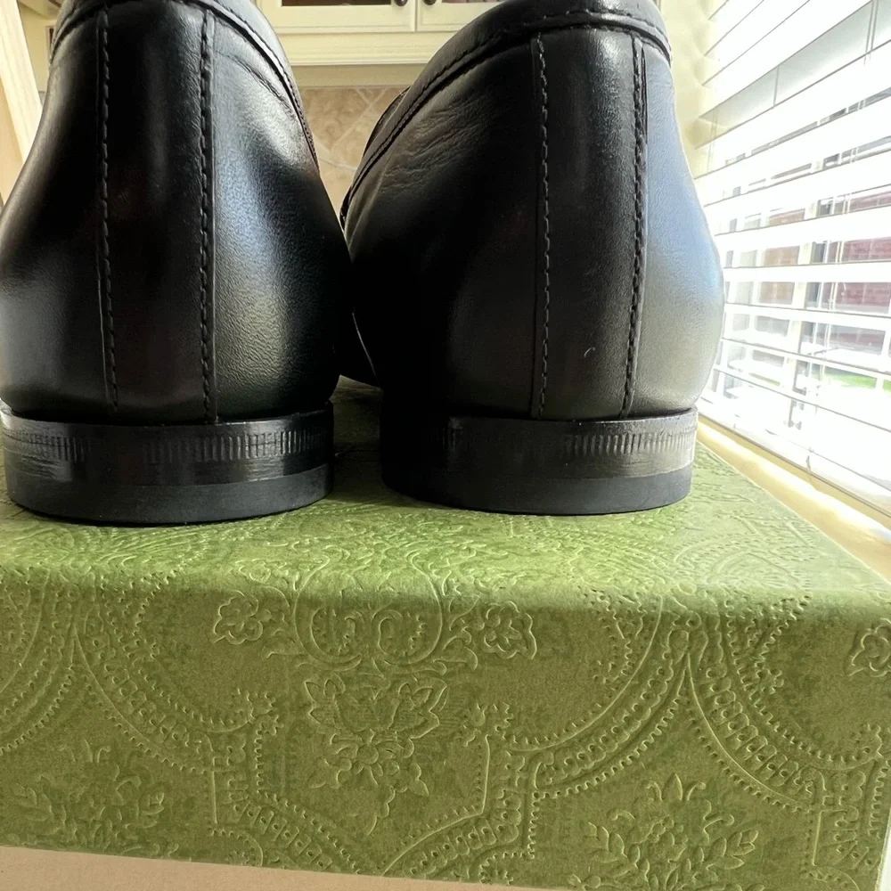 Gucci Black Leather Loafers with Gold Hardware - Picture 15 of 15